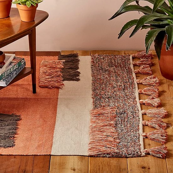 Brand new 🥰 Unbranded Topanga Woven Rug With Fringe And Tassels ❤️ - Image 2