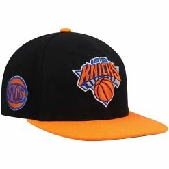 Hot Sale 👏 Unbranded Men's Mitchell & Ness Black New York Knicks Core Side Snapback Hat 😀