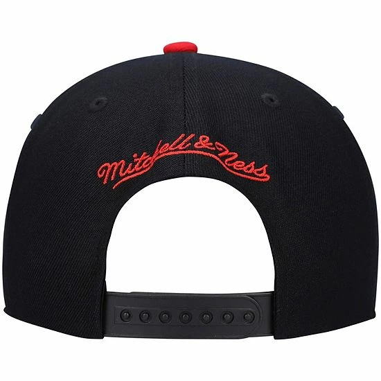 New ๐ฅฐ Unbranded Men's Mitchell & Ness Black/Red Philadelphia 76ers Hardwood Classics Team Two-Tone 2.0 Snapback Hat โจ - Image 4