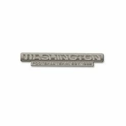 New 🎁 Unbranded Washington Commanders Antique Auto Emblem 😍