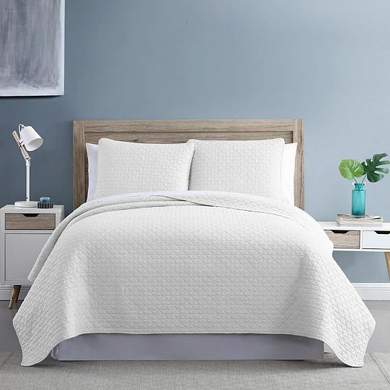 Promo ๐ Unbranded Diamond Link 3-Piece Enzyme Washed Quilt Set White ๐