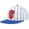 Top 10 ⭐ Unbranded Men's Mitchell & Ness White New York Knicks Hardwood Classics Pinstripe Snapback Hat 💯